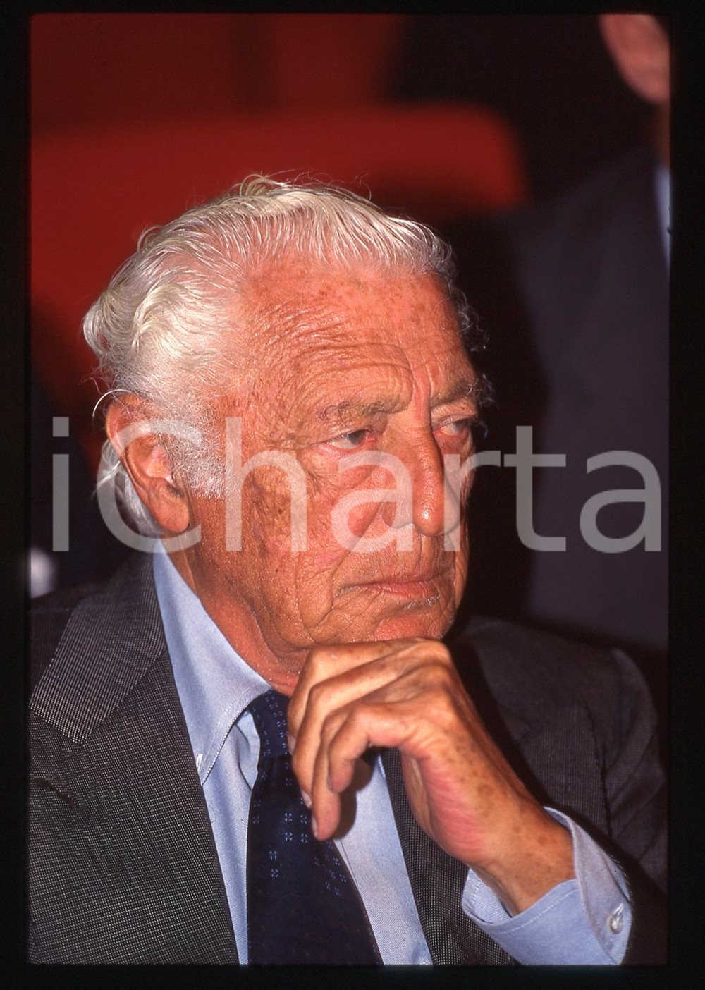 35mm vintage slide* 1995 ca Ritratto di Gianni AGNELLI durante congresso (1)