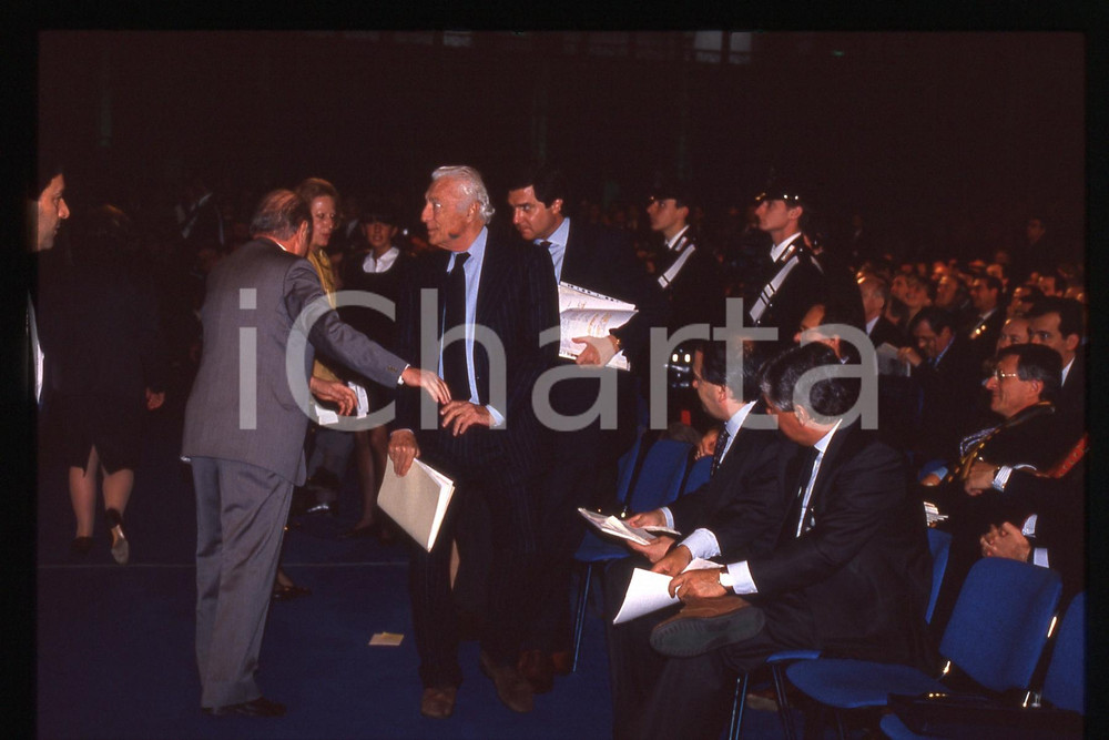 35mm vintage slide* 1995 ca Ritratto di Gianni AGNELLI durante congresso (18)
