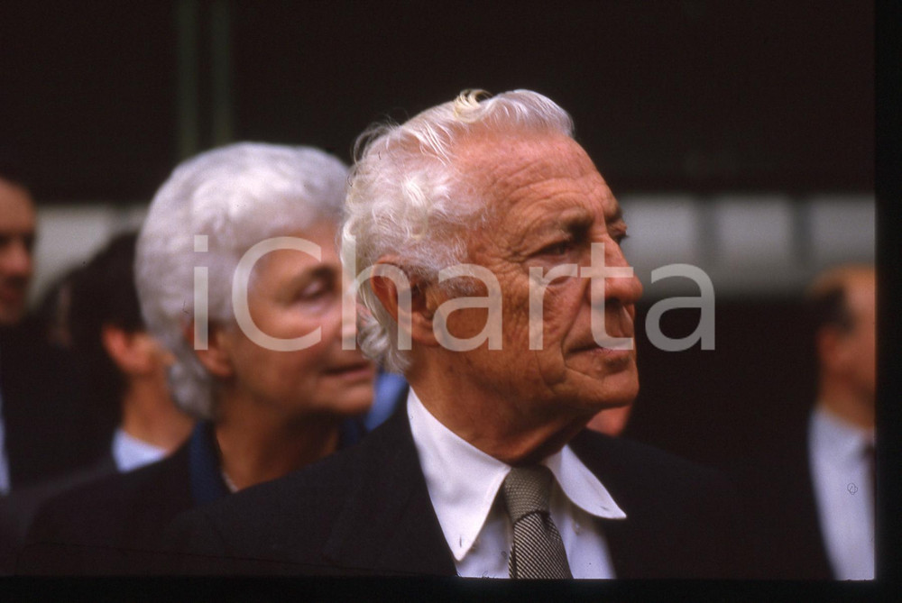 Fotografia d epoca originale 35mm vintage slide 1995ca Gianni AGNELLI con Susanna AGNELLI ritratto 1