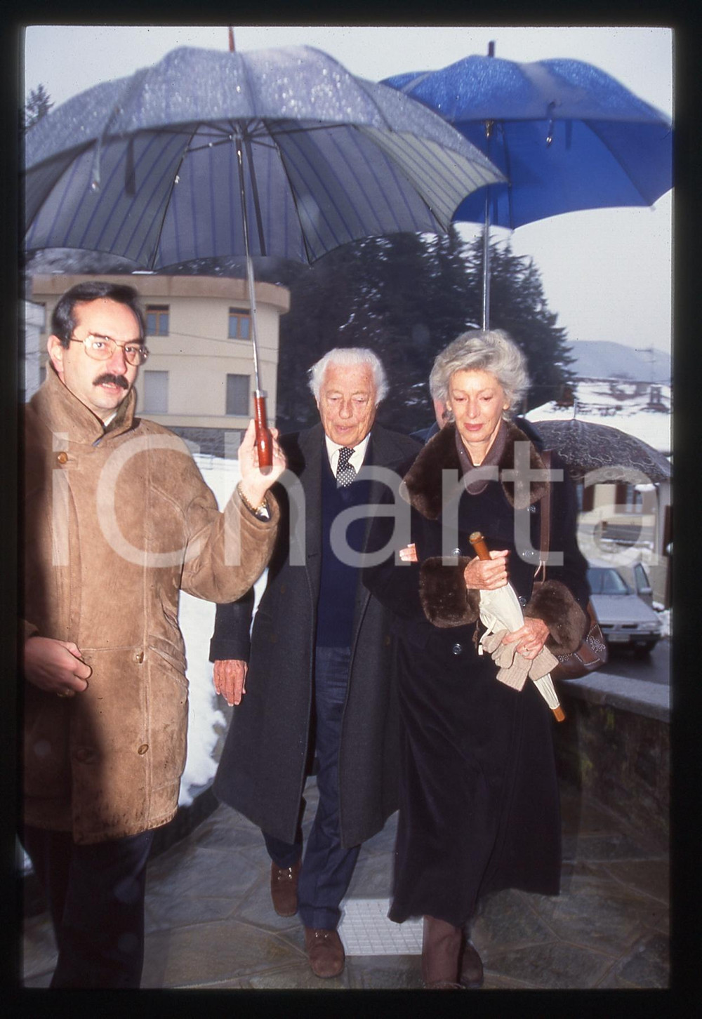 35mm vintage slide* 1995ca VILLAR PEROSA Gianni AGNELL con Marella CARACCIOLO