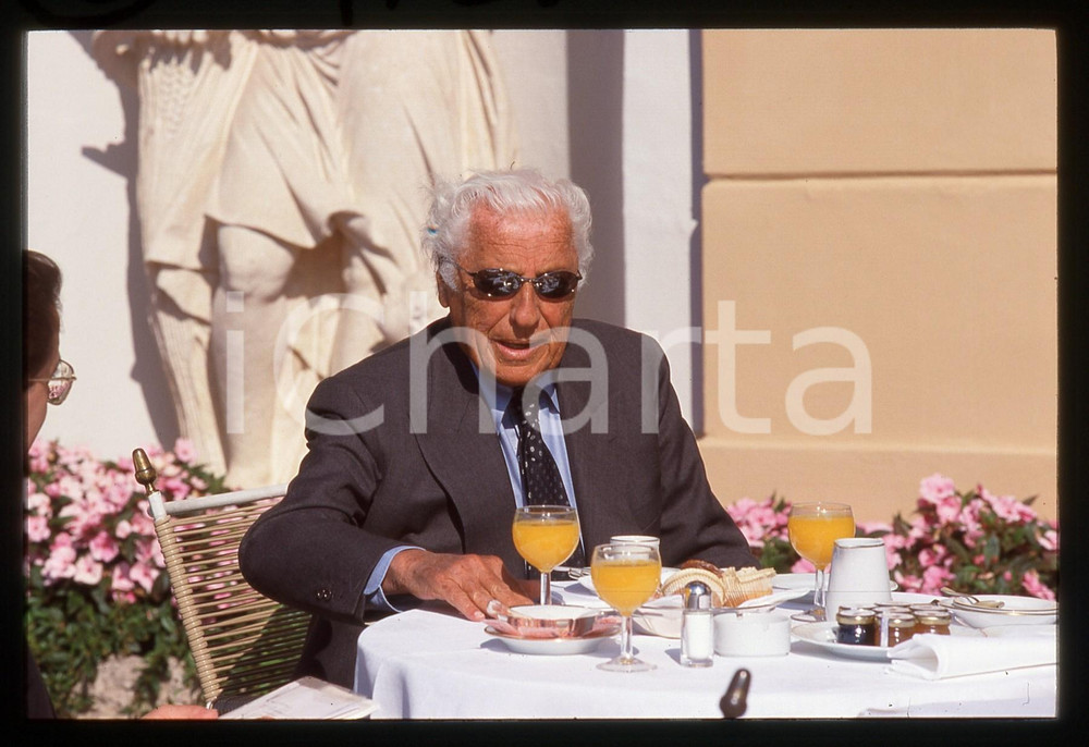 35mm vintage slide* 1995ca CERNOBBIO Gianni AGNELLI colazione a VILLA D'ESTE (4)