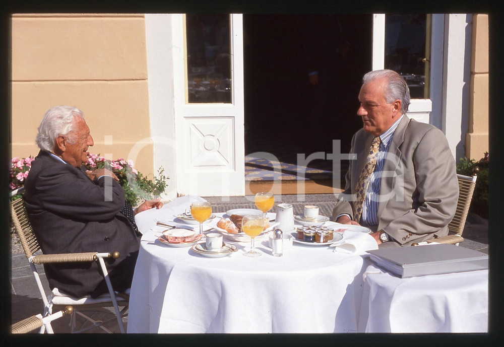 35mm vintage slide* 1995ca CERNOBBIO Conversazione Gianni AGNELLI e Paolo FRESCO