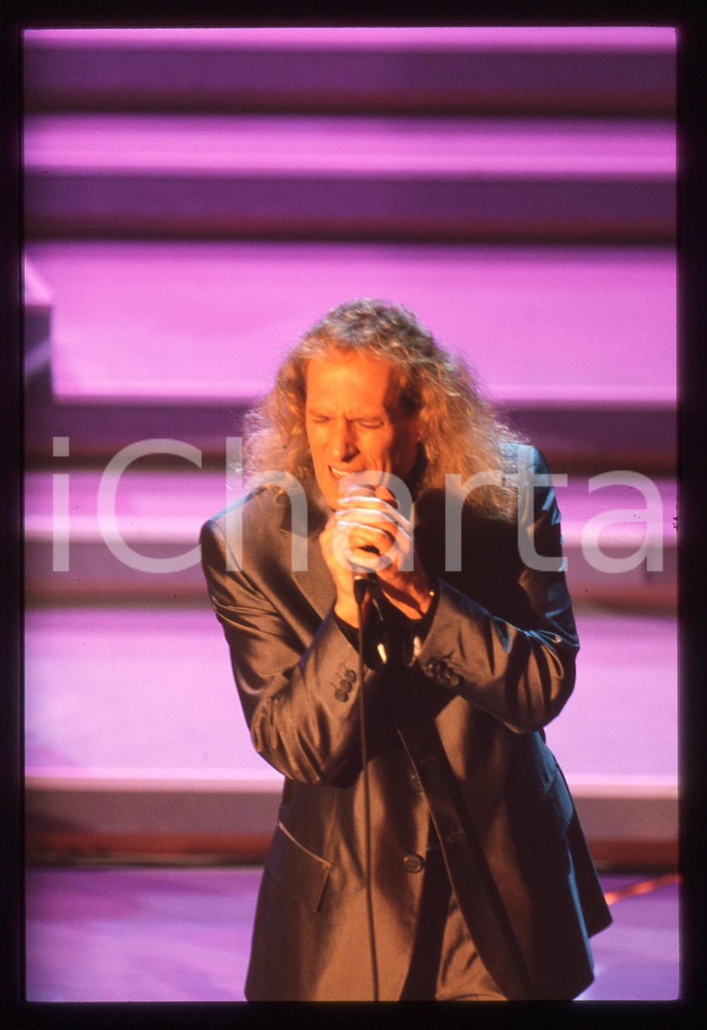 35mm vintage slide* 1996 - FESTIVAL DI SANREMO -  Michael BOLTON sul palco (3)