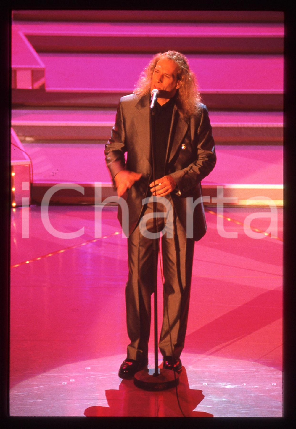 35mm vintage slide*1996 - FESTIVAL DI SANREMO - Michael BOLTON sul palco (30) 