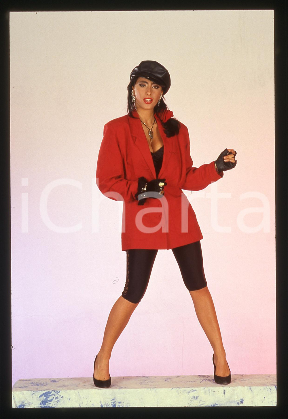 Fotografia d epoca originale 35mm vintage slide 1990ca ritratto di Sabrina SALERNO 17 1