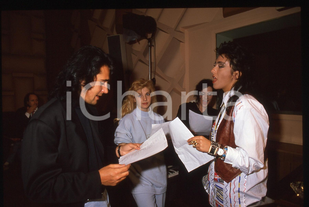 35mm vintage slide* 1989 FONIT CETRA Sabrina SALERNO e Lorella CUCCARINI (11)