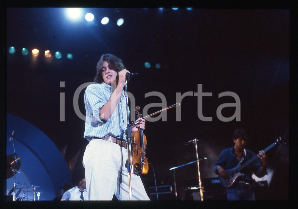 35mm vintage slide* 1990ca Cristiano DE ANDRE' in concerto (9)