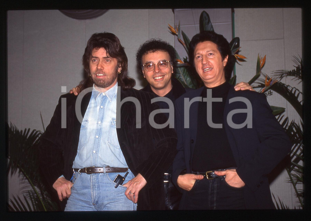Fotografia d epoca originale 35mm vintage slide 1996 NEW TROLLS Nico DI PALO con Vittorio DE SCALZI 3 1