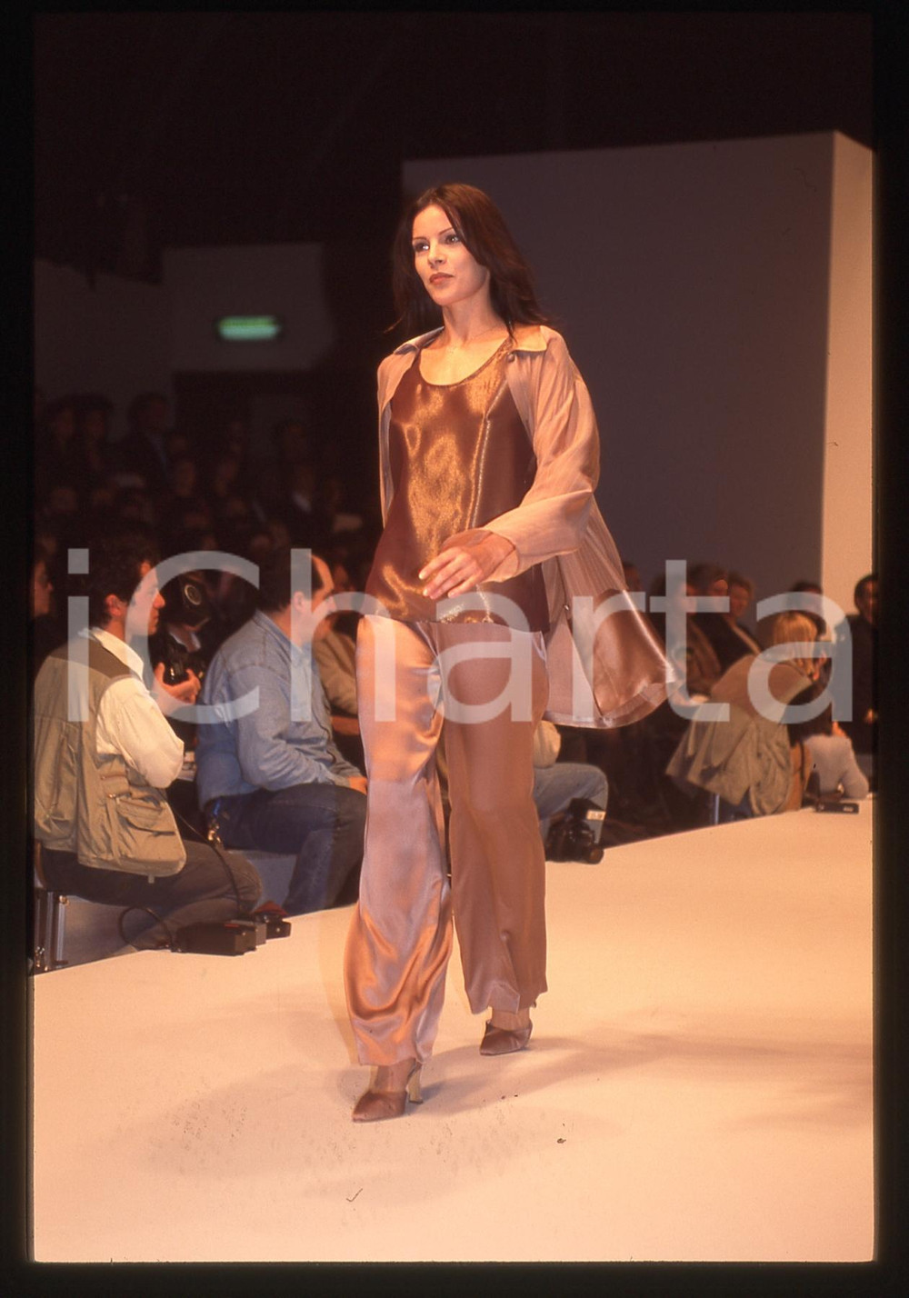 Fotografia d'epoca originale 35mm vintage slide* 1995ca Tahnee WELCH ad una sfilata di moda (1) 1