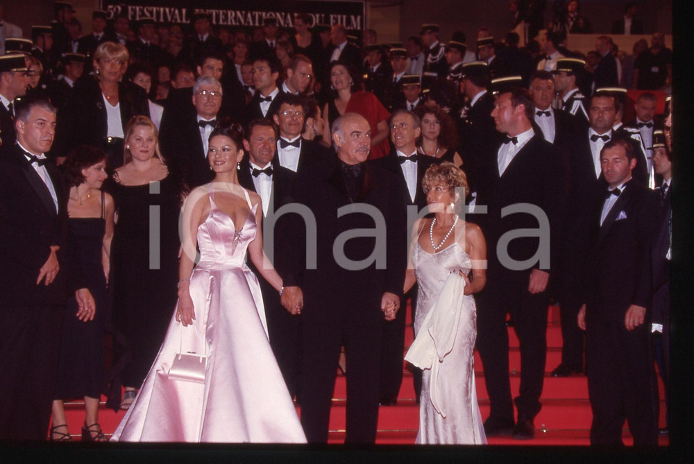 Fotografia d'epoca originale 35mm vintage slide* 1999 CANNES Catherine ZETA JONES Sean CONNERY cerimonia (4) 1