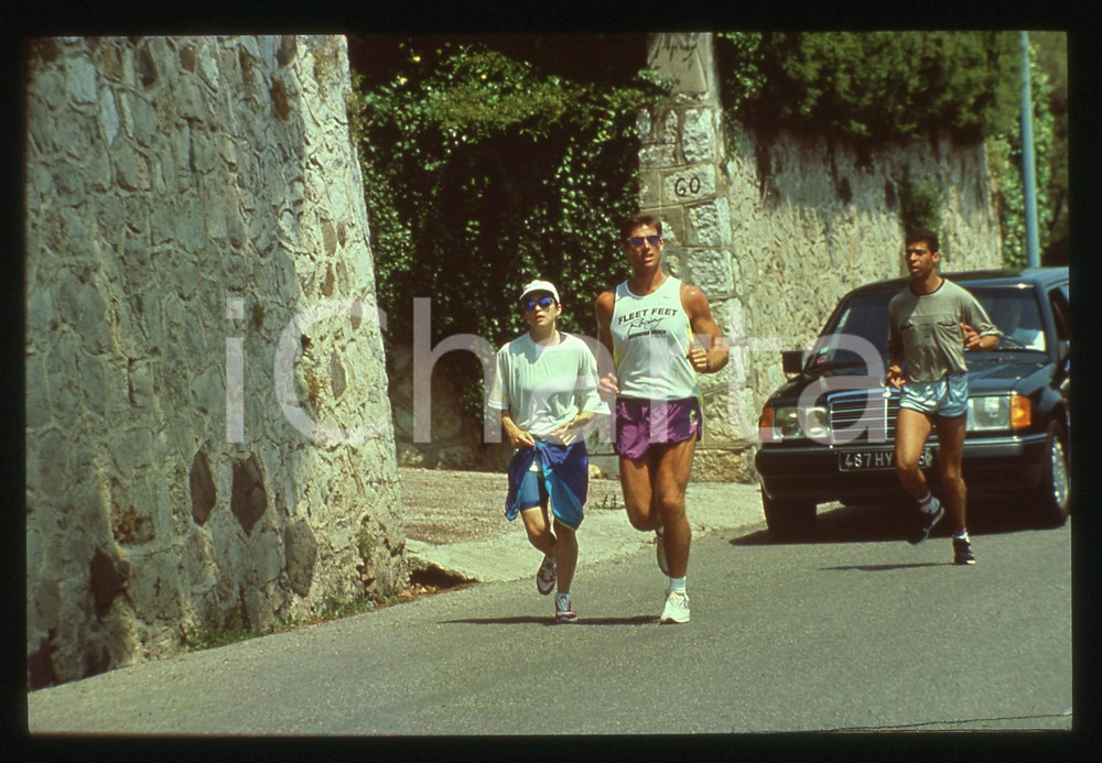 Fotografia d'epoca originale 35mm vintage slide* 1990ca COSTA AZZURRA Madonna Veronica CICCONE jogging 7 1