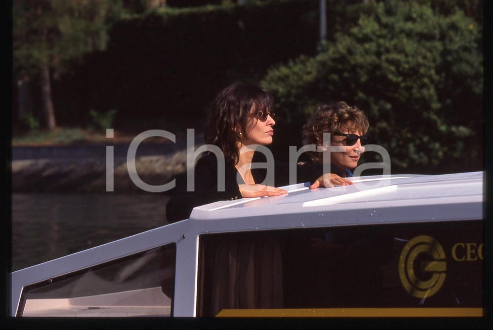 35mm vintage slide* 1990ca VENEZIA Anne PARILLAUD con Diane KURYS (1)