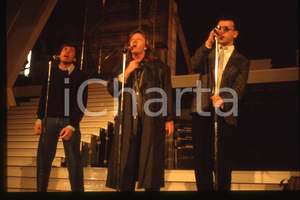 Fotografia d epoca originale 35mm vintage slide 1987 FESTIVAL DI SANREMO Gianni MORANDI Enrico RUGGERI 13 1