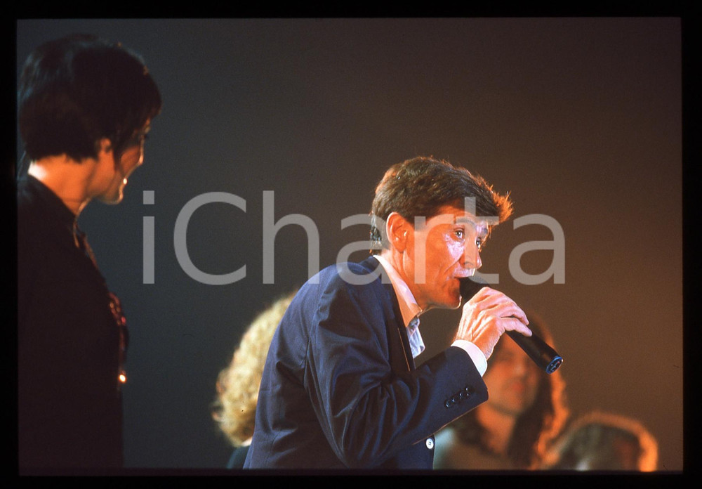 35mm vintage slide* 1995ca Gianni MORANDI in concerto (11)