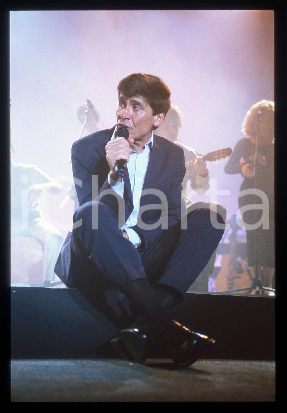 35mm vintage slide* 1995ca Gianni MORANDI in concerto (22)
