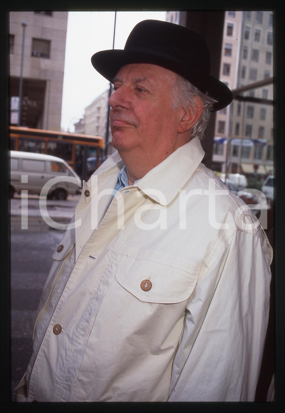 35mm vintage slide* 1995 MILANO San Babila  Dario FO ritratto (2)