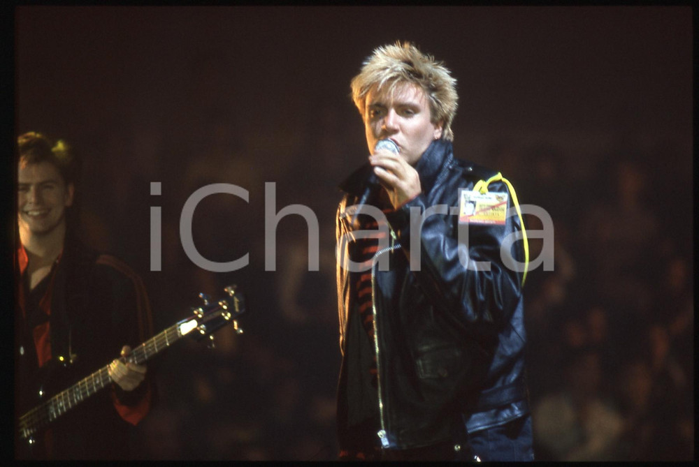 35mm vintage slide* 1987 SANREMO PALAROCK Simon LE BON dei DURAN DURAN (1)