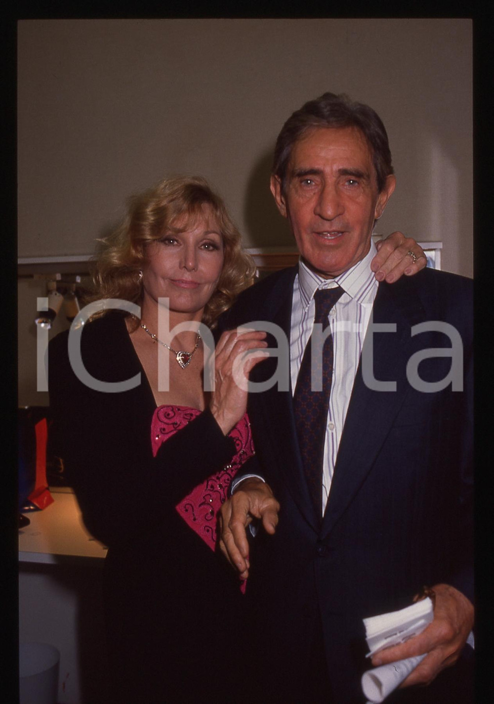 35mm vintage slide* 1991 MILANO Kim NOVAK con Walter CHIARI (15)