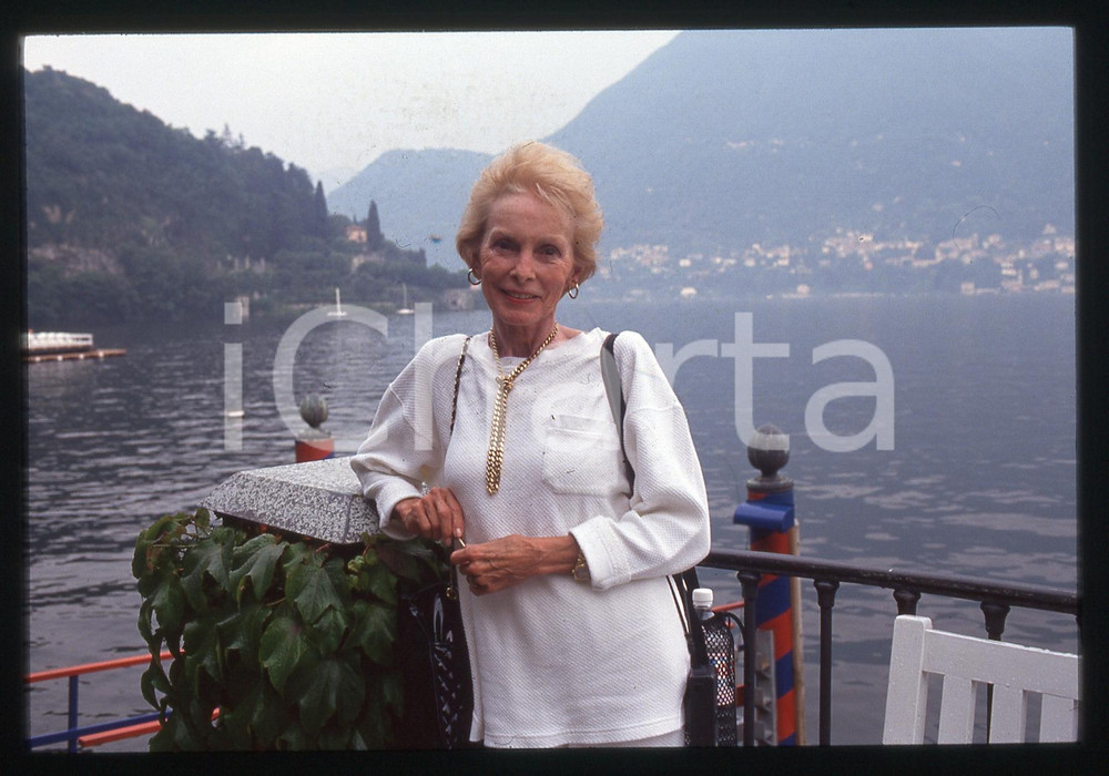 35mm vintage slide* 1992 CERNOBBIO VILLA D'ESTE Janet LEIGH - Ritratto