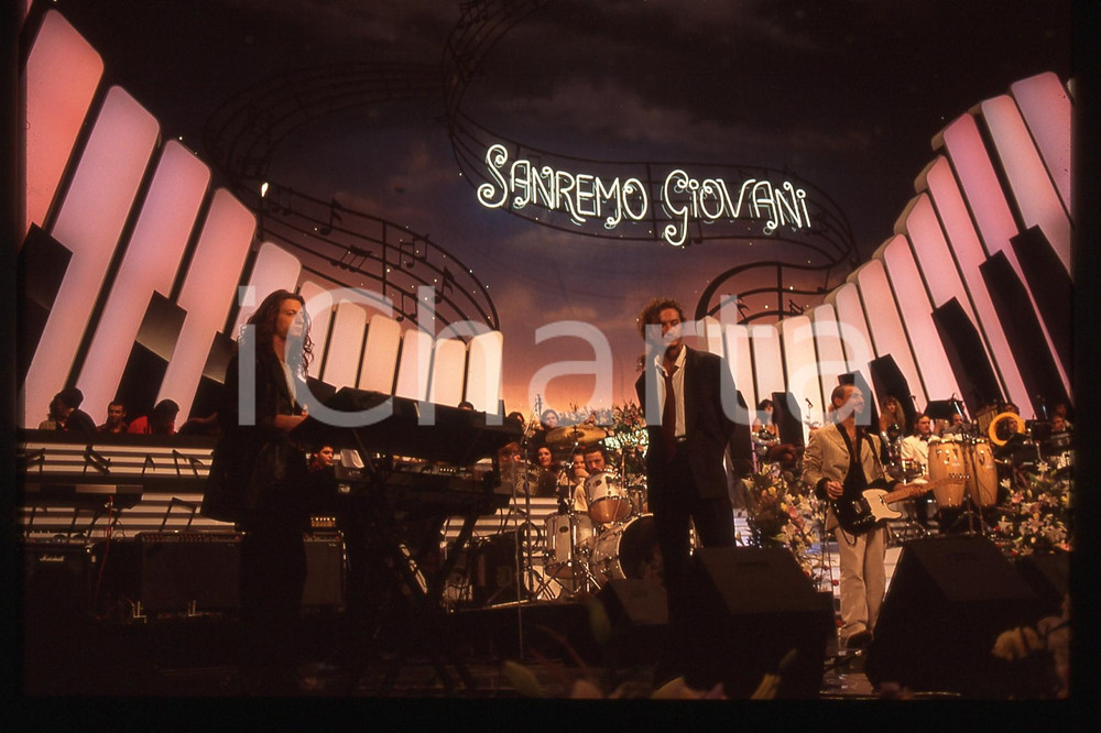 35mm vintage slide* 1994 SANREMO GIOVANI POLITBURO sul palco dell'ARISTON (6)