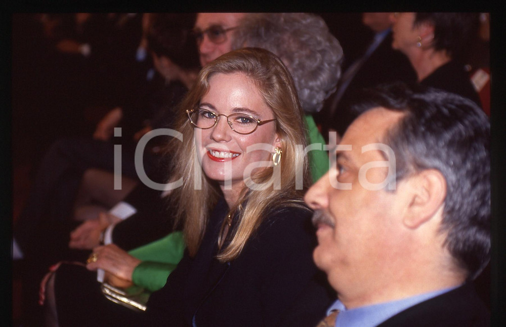 35mm vintage slide* 1990 ITALIA COSTUME Joanna JOHNSON attrice di BEAUTIFUL (15)
