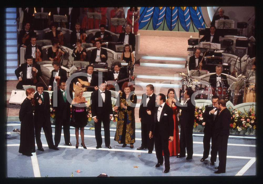Negativo, diapositiva originale 35mm vintage slide 1994 FESTIVAL DI SANREMO  SQUADRA ITALIA sul palco 17 1