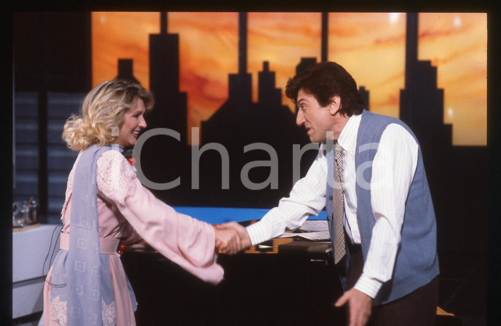 35mm vintage slide* 1986 RAI 1 Loretta GOGGI Gigi PROIETTI - IO A MODO MIO (8)
