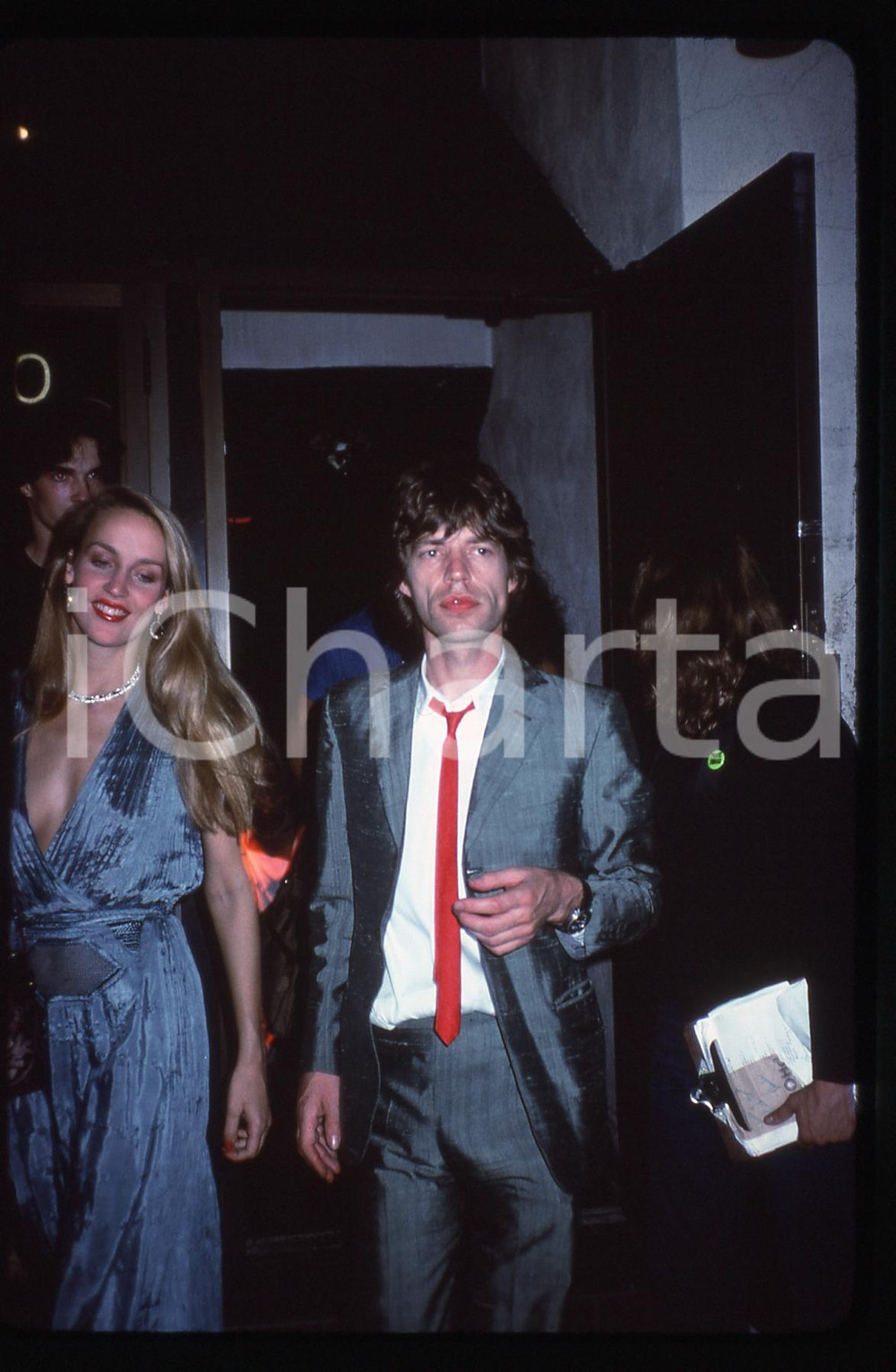 Fotografia d'epoca originale 35mm vintage slide* 1980ca COSTUME Mick JAGGER con Jerry HALL (1) 1