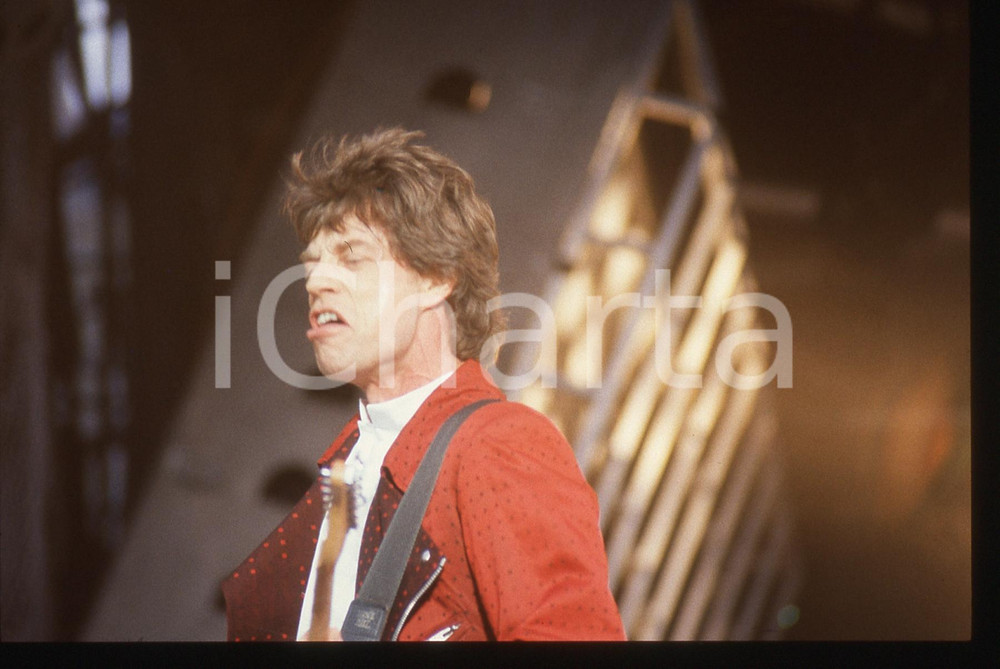 Fotografia d'epoca originale 35mm vintage slide* 1982 Rotterdam Mick JAGGER ROLLING STONES in concerto (1) 1