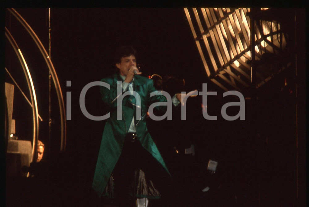Fotografia d epoca originale 35mm vintage slide 1990 OLANDA Mick JAGGER dei ROLLING STONES in concerto 5 1