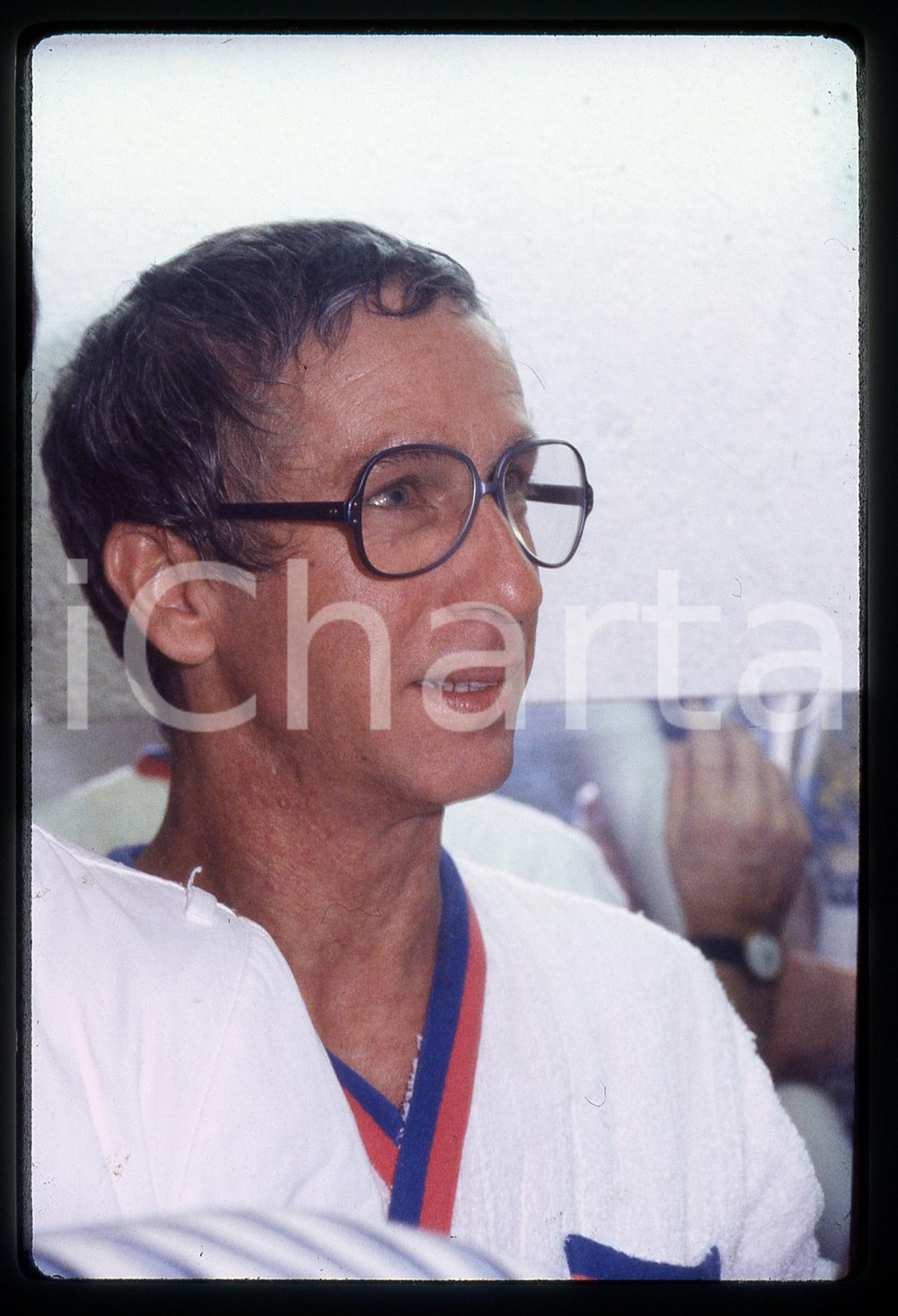 Fotografia d epoca originale 35mm vintage slide 1978 SPETTACOLO Tito LE DUC delle SORELLE BANDIERA 1