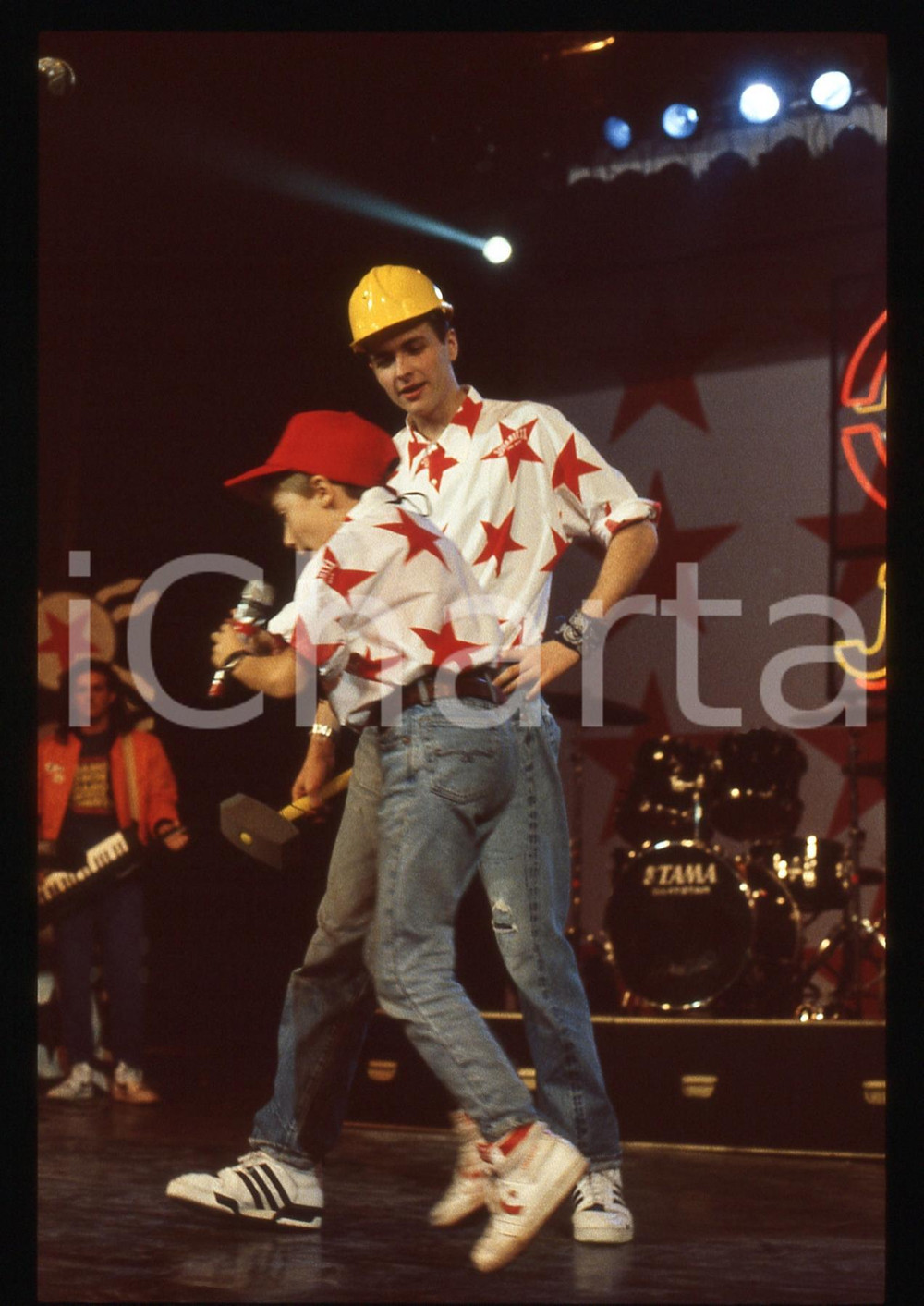 35mm vintage slide* 1988 MILANO  Lorenzo JOVANOTTI e LULLY al Rolling Stone (1)