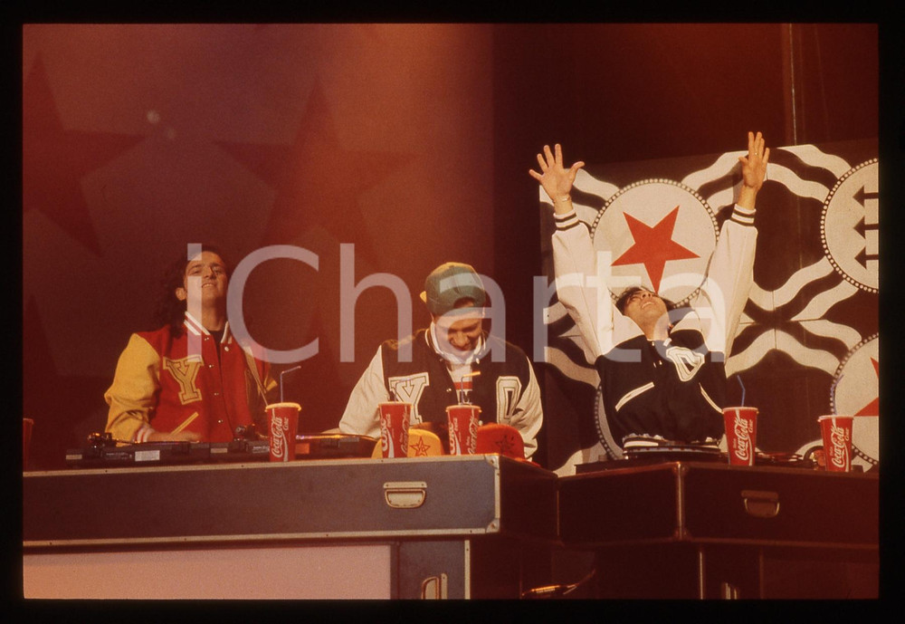 35mm vintage slide* 1988 MILANO Lorenzo JOVANOTTI al Rolling Stone (9)