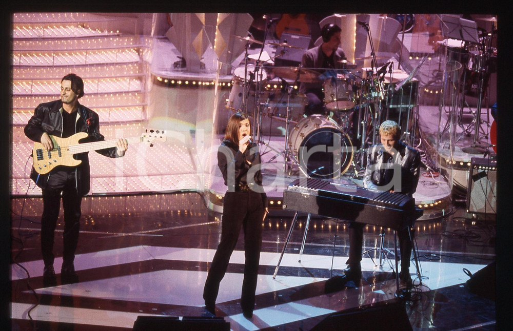 35mm vintage slide* 1997 FESTIVAL DI SANREMO DIROTTA SU CUBA all'Ariston (8)