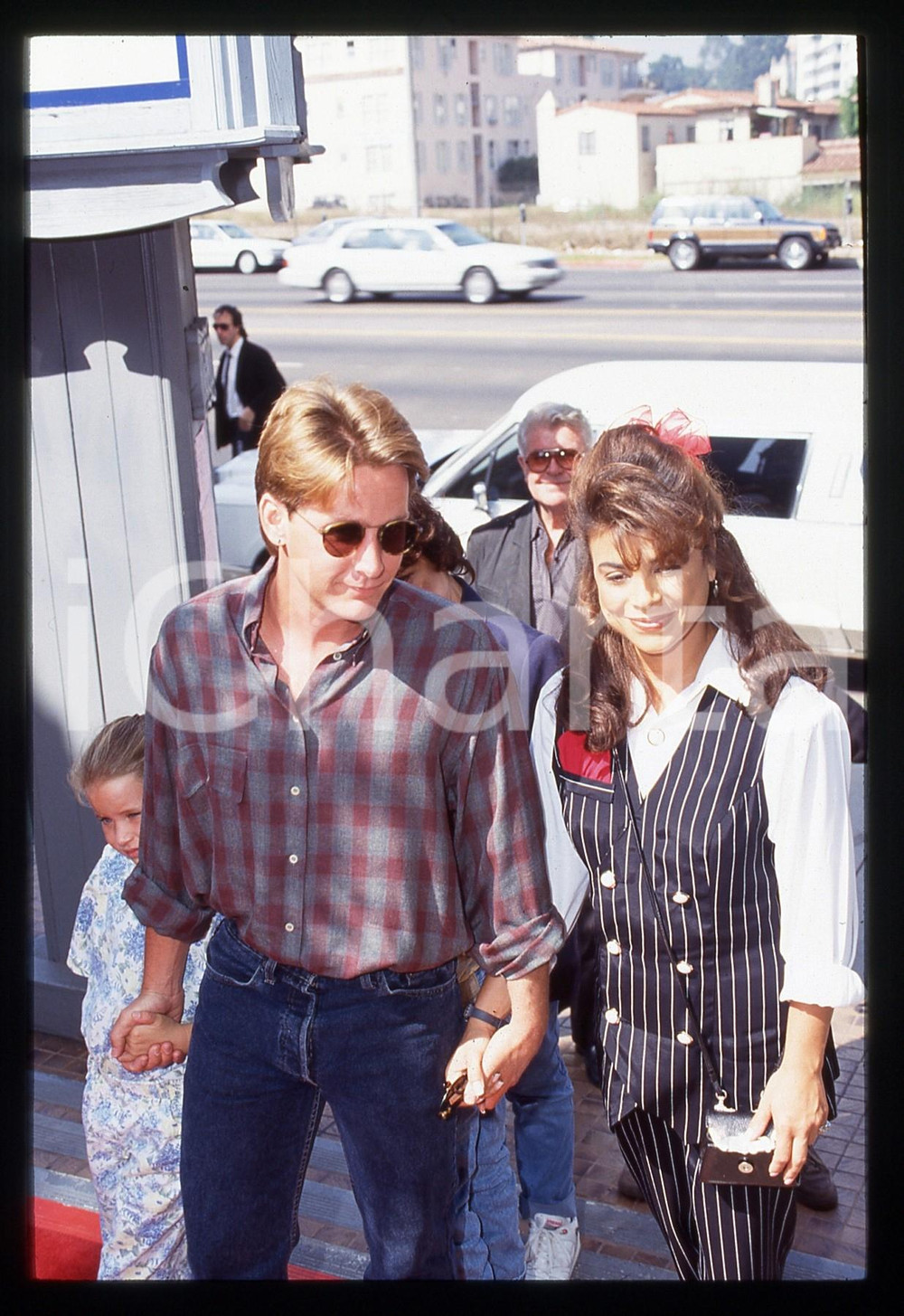35mm vintage slide* 1992 WESTWOOD - CINEMA  Paula ABDUL con Emilio ESTEVEZ (1)
