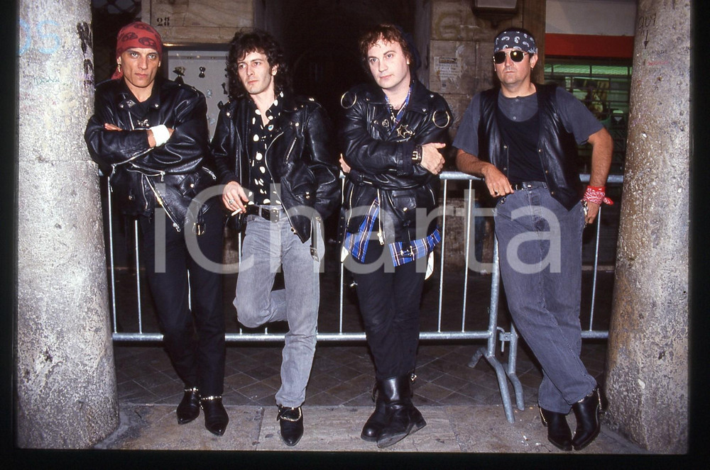 35mm vintage slide* 1990ca ITALIA - MUSICA UFO PIEMONTESI Ritratto della band 2