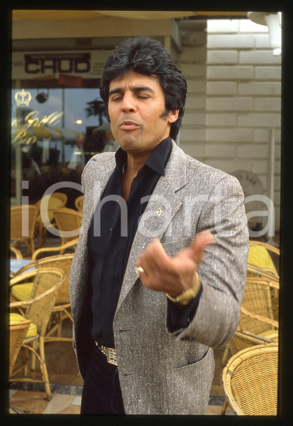 35mm vintage slide* 1990ca CANNES (?) Erik ESTRADA Ritratto dell'attore (14)