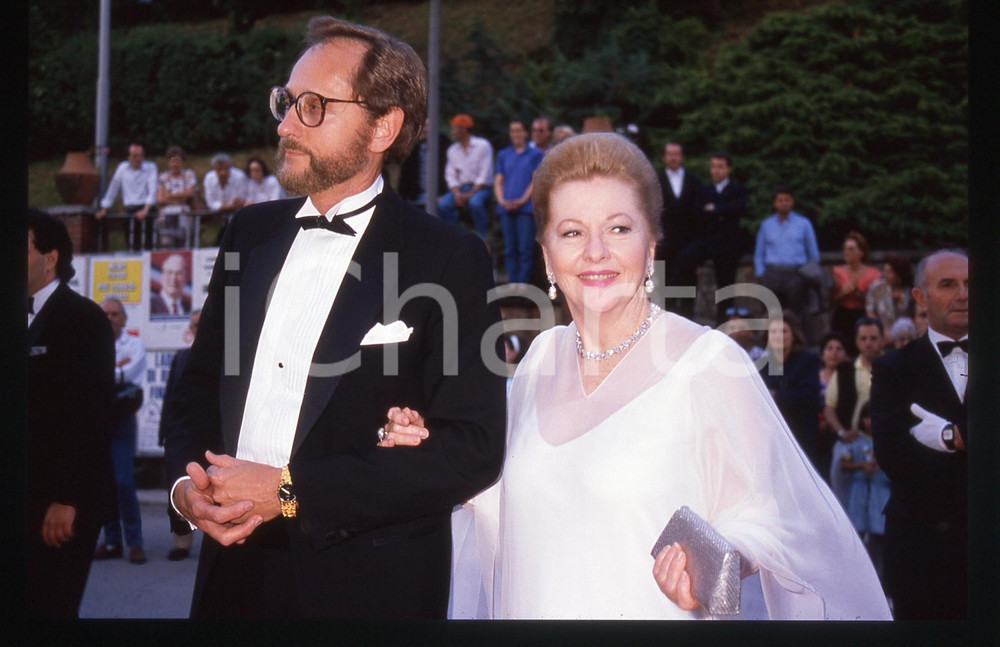 35mm vintage slide* 1989 CAMPIONE D'ITALIA Joan FONTAINE Ritratto attrice (1)