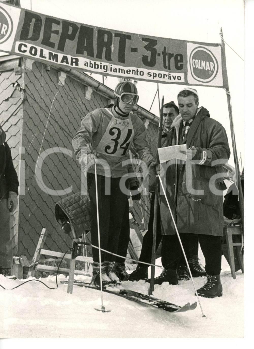 1961 CANAZEI (TRENTO) Karim AGA KHAN IV durante gara sciistica *Foto 13x18 cm