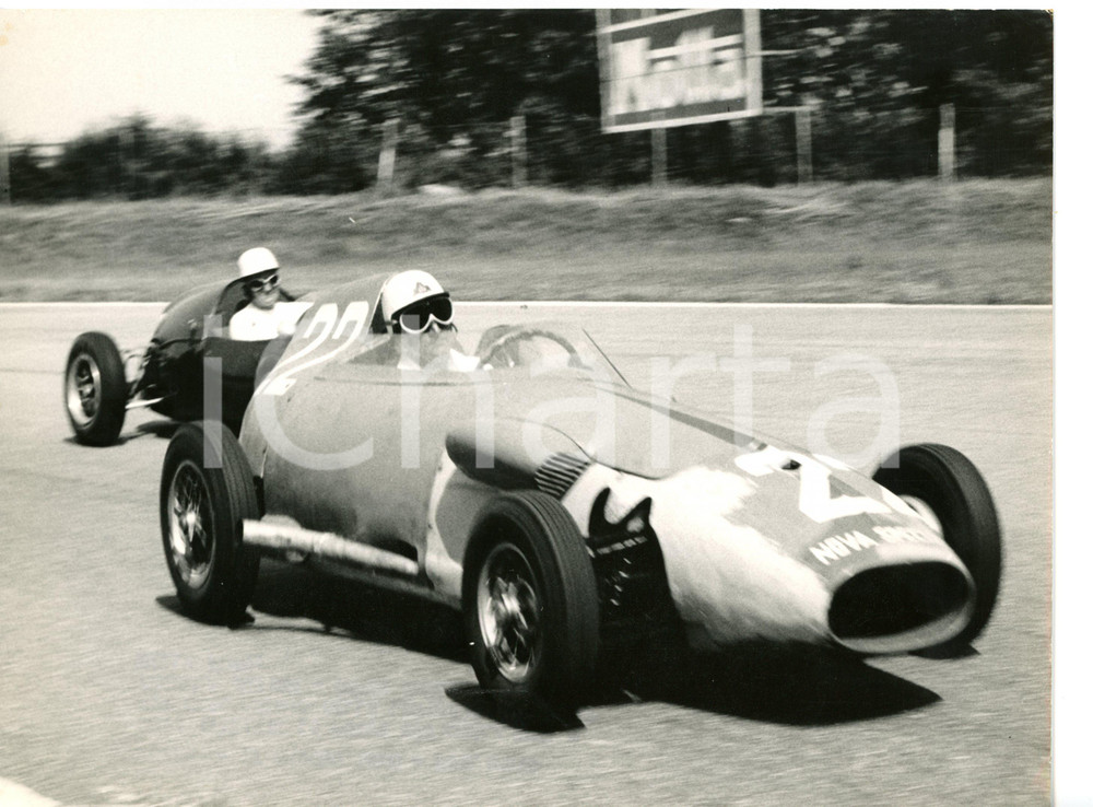 1960 MONZA - G. P. DELLA LOTTERIA Coppa SHELL - Passaggio di Carmelo GENOVESE