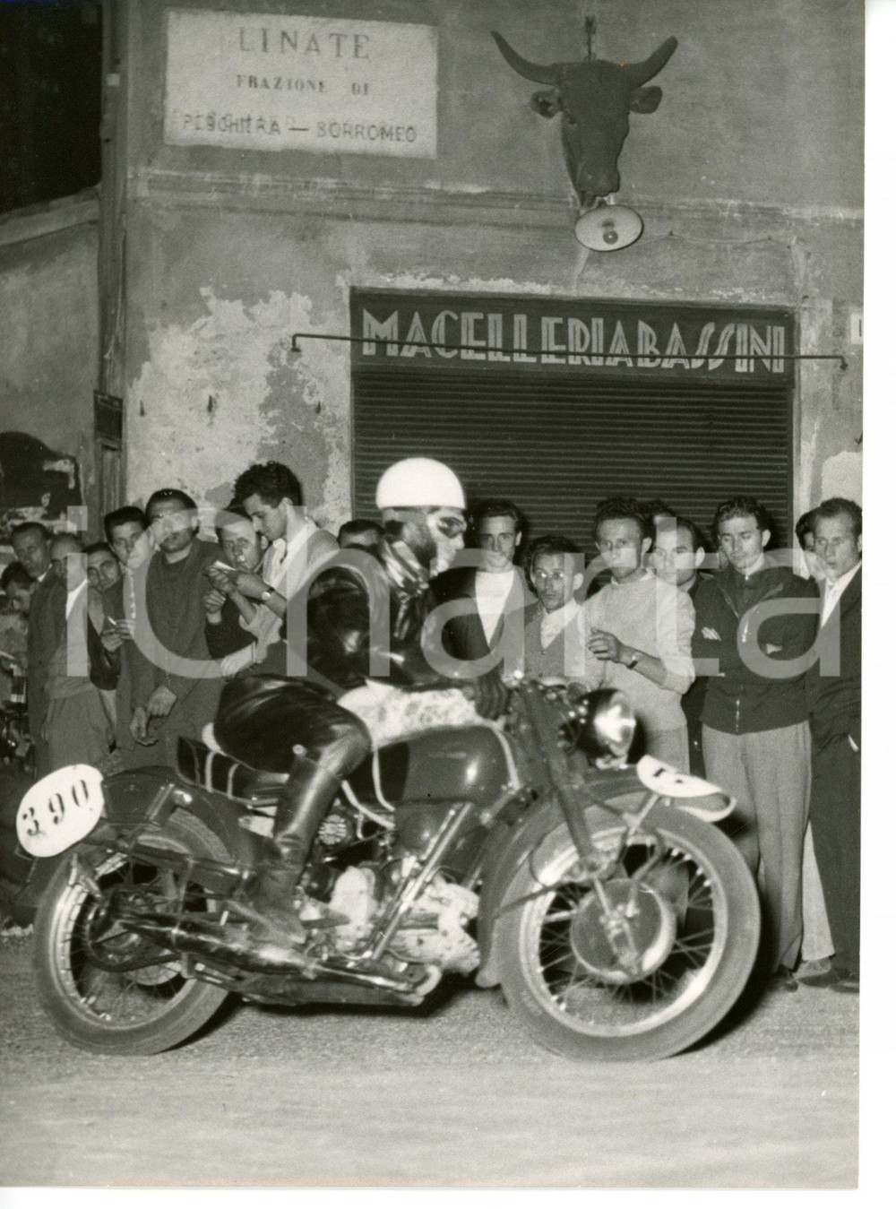 1953 LINATE Motociclismo MILANO-TARANTO - MERLI davanti a Macelleria BASSINI