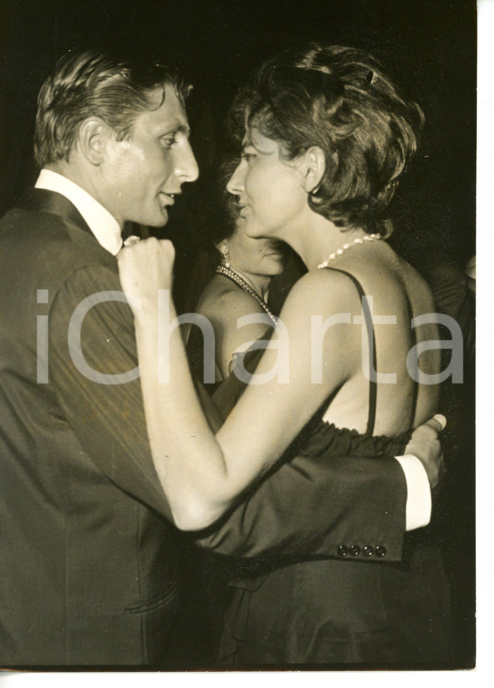 1962 CANNES Ex regina SORAYA e Gunter SACHS a un ballo di gala Foto 13x18 cm