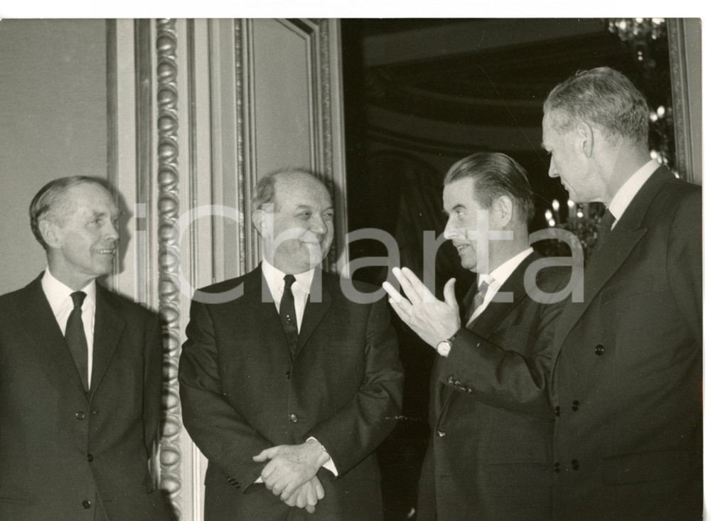 1962 PARIS - OTAN Alec DOUGLAS-HOME - Dean RUSK - Gerhard SCHROEDER Foto 18x13