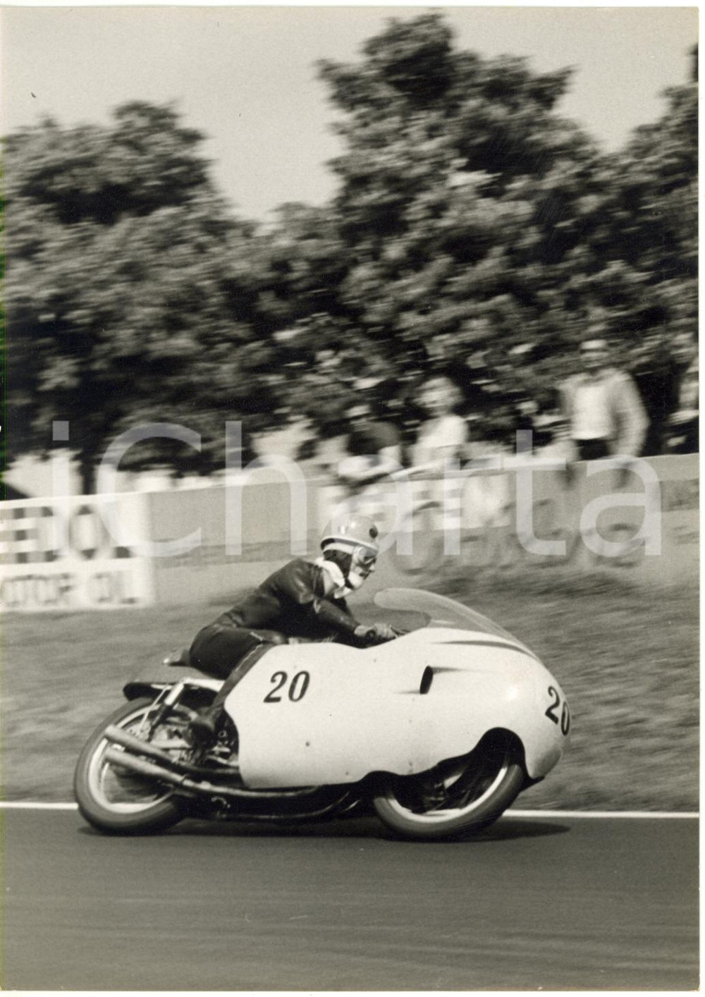 1957 HOCKENHEIMRING MOTOGP - Umberto MASETTI gareggia su MV AGUSTA - Classe 500