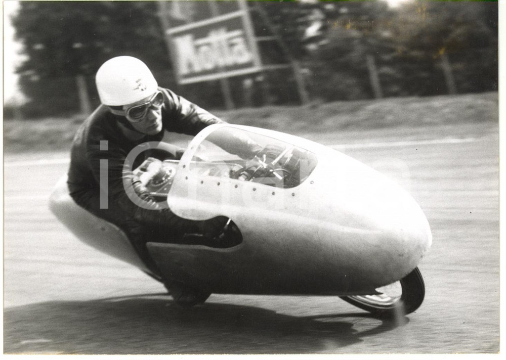1956 MONZA - GP DELLE NAZIONI - Carlo UBBIALI su MV AGUSTA 250 durante le prove