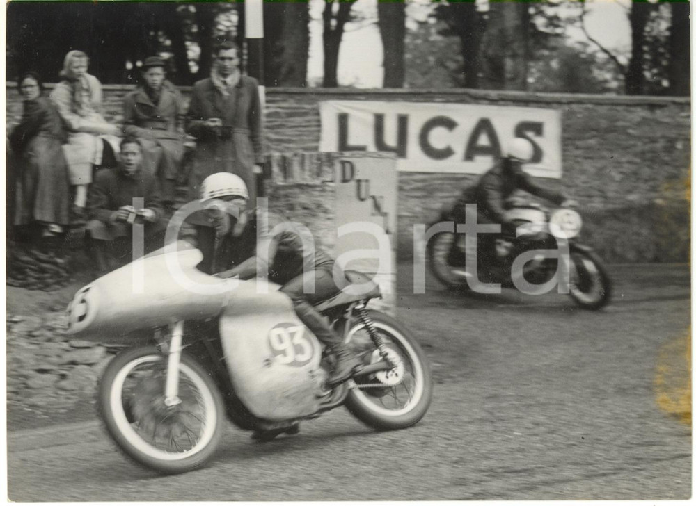 1954 ISOLA DI MAN Tourist Trophy - Ray AMM supera Harold CLARK su moto NORTON