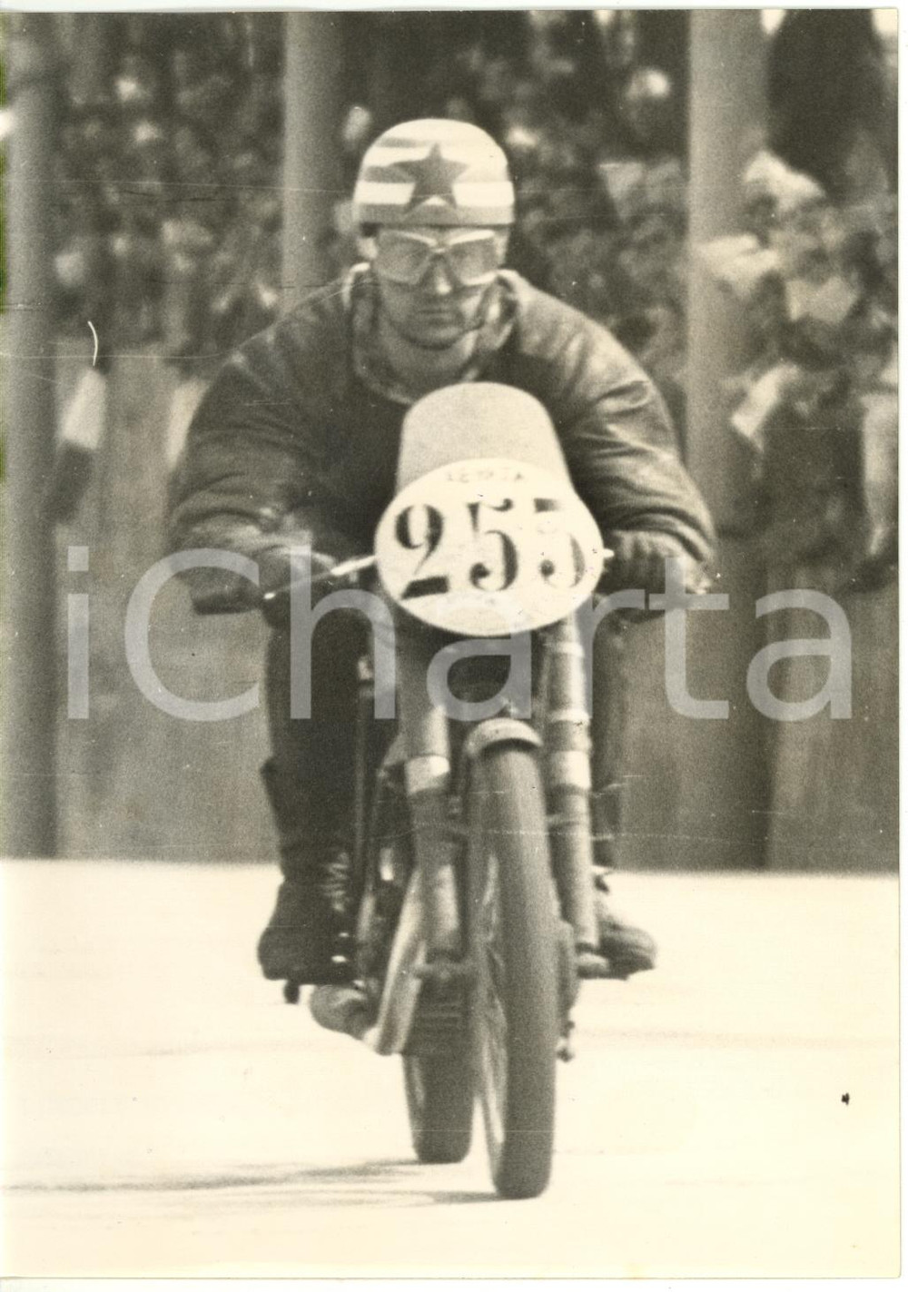 1955 ca MOTOGIRO Tappa di PERUGIA Vincitore Paolo MARANGHI durante la gara *Foto