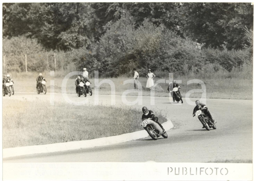 1953 MONZA GP DELLE NAZIONI Alano MONTANARI su MOTO GUZZI guida gara Classe 250