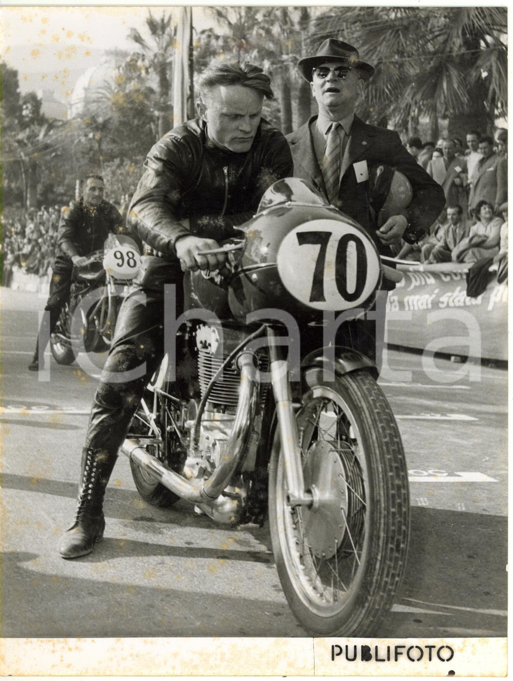 1955 CIRCUITO DI OSPEDALETTI - Paolo CAMPANELLI su GILERA prima della partenza