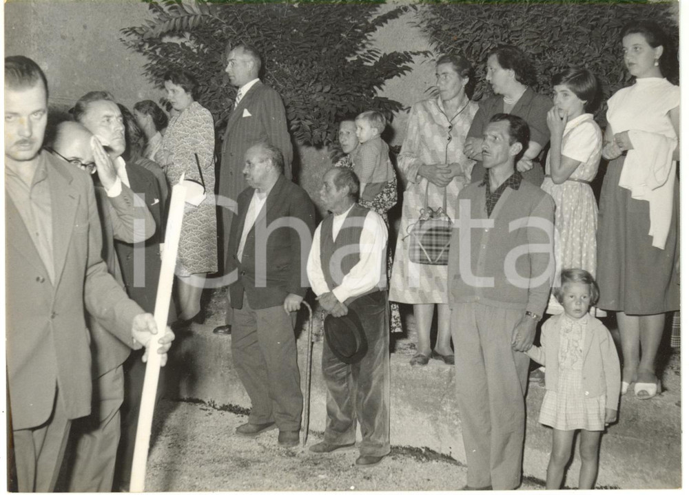 1954 SELLA VALSUGANA Funerali Alcide DE GASPERI Cittadini al corteo funebre (2)